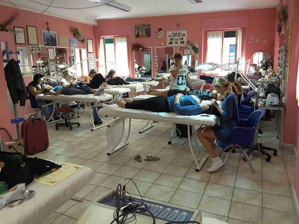 Extension Ciglia Base - 28/29 MARZO Pregnana Milanese (MI)