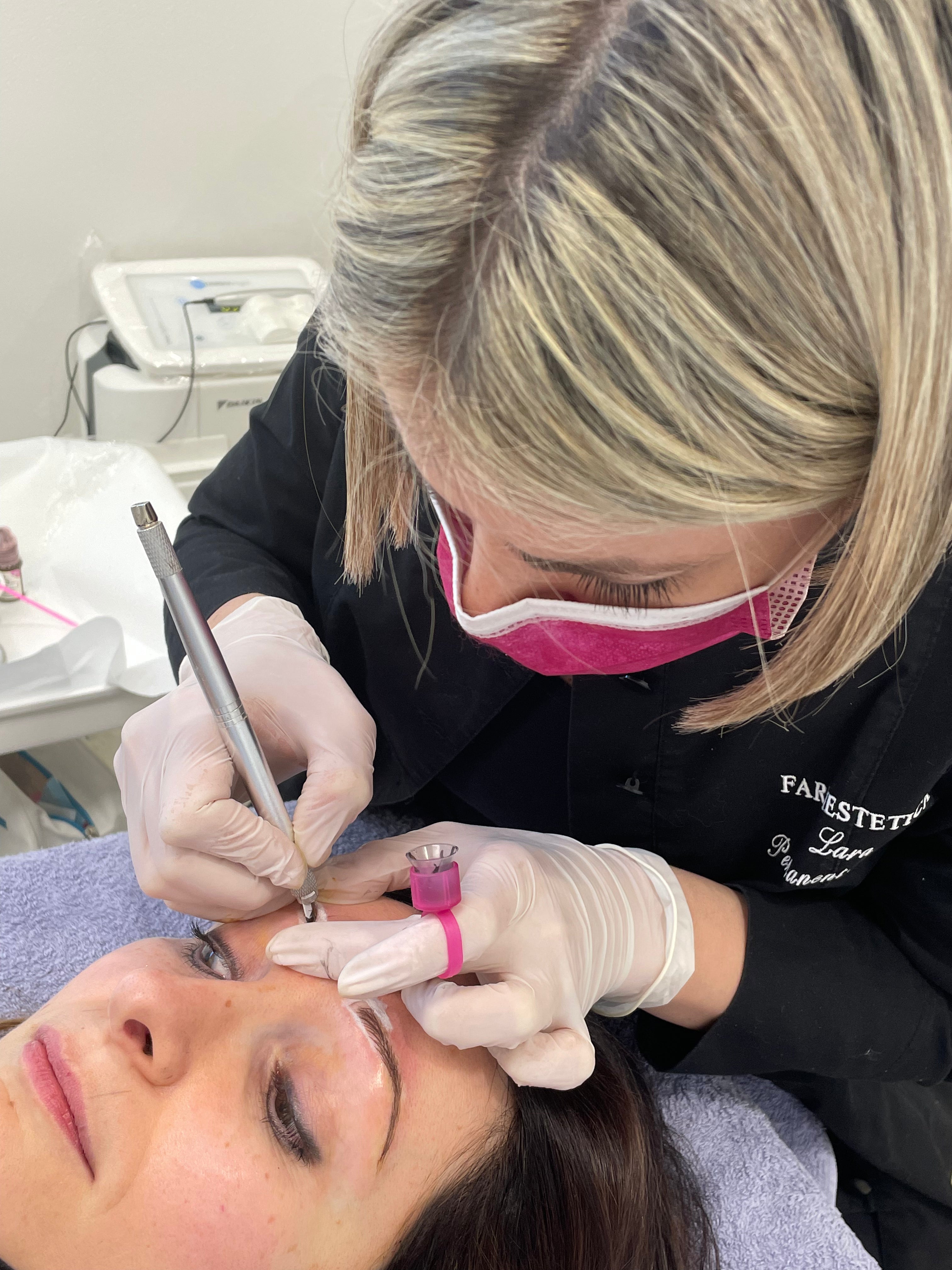 Corso Microblading Sopracciglia -  Pregnana Milanese (MI)