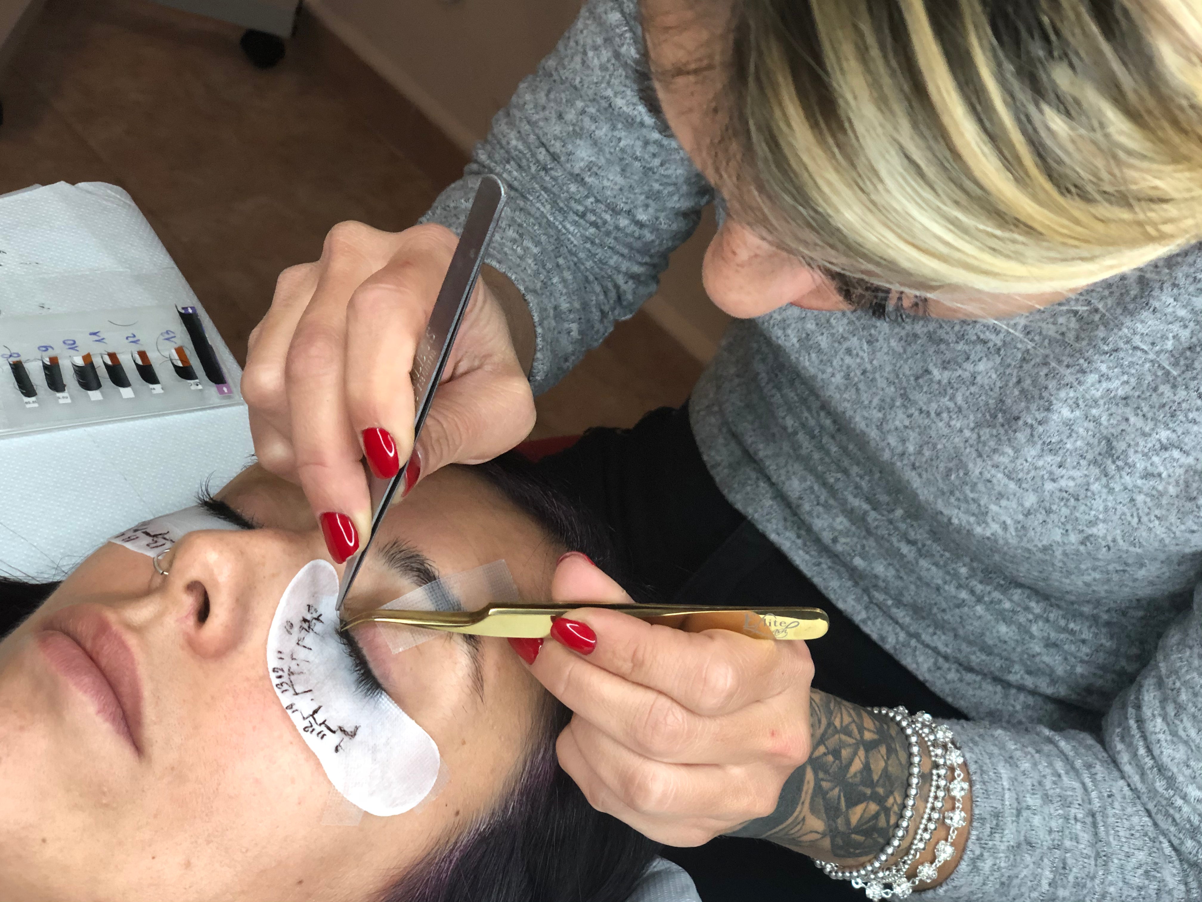 Extension Ciglia Base - 28/29 MARZO Pregnana Milanese (MI)