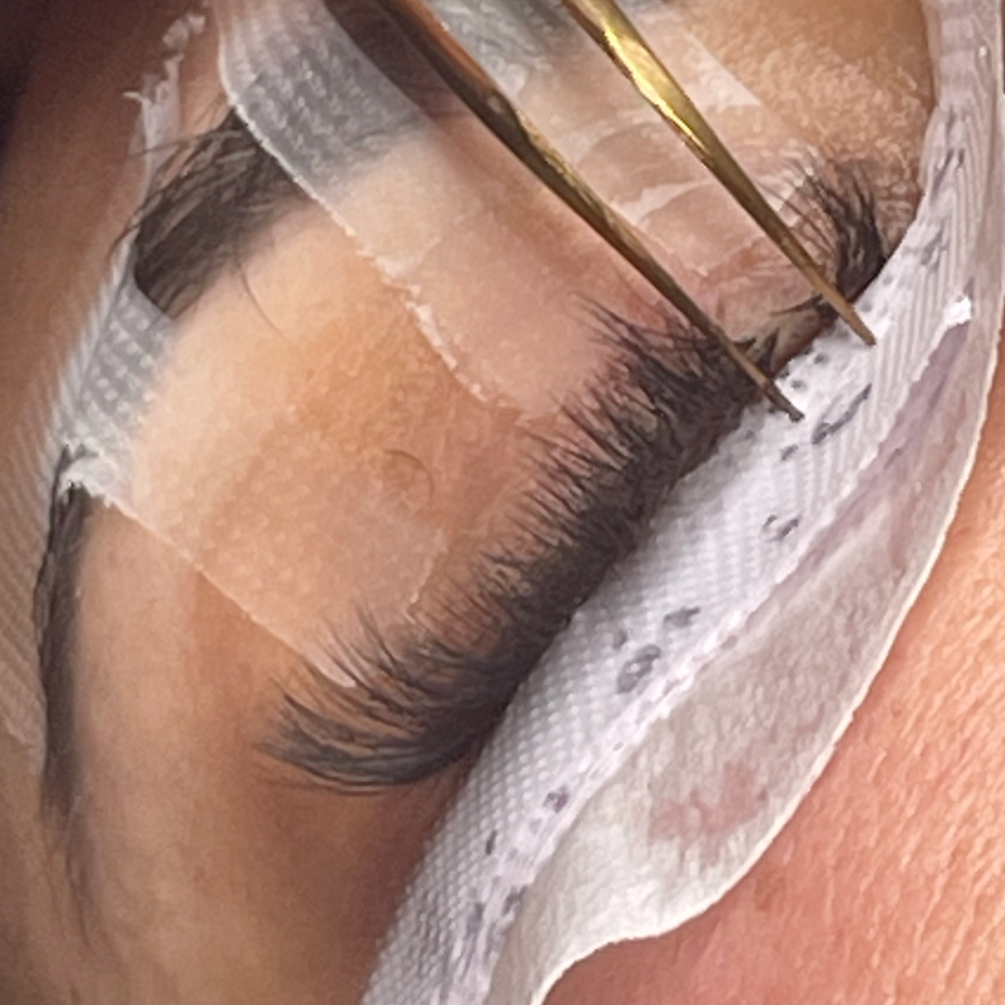 Corso Extension Ciglia Volume -Data da definire - Pregnana Milanese (MI)